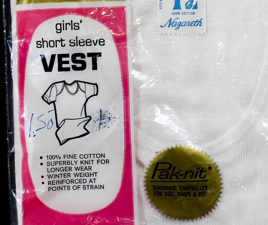Size 12 Child's Under Shirt - Girls 1970s Undergarment Short Sleeve Top - 1970s Girl's Cotton Knit Winter Weight Long Underwear - Chest 30.5